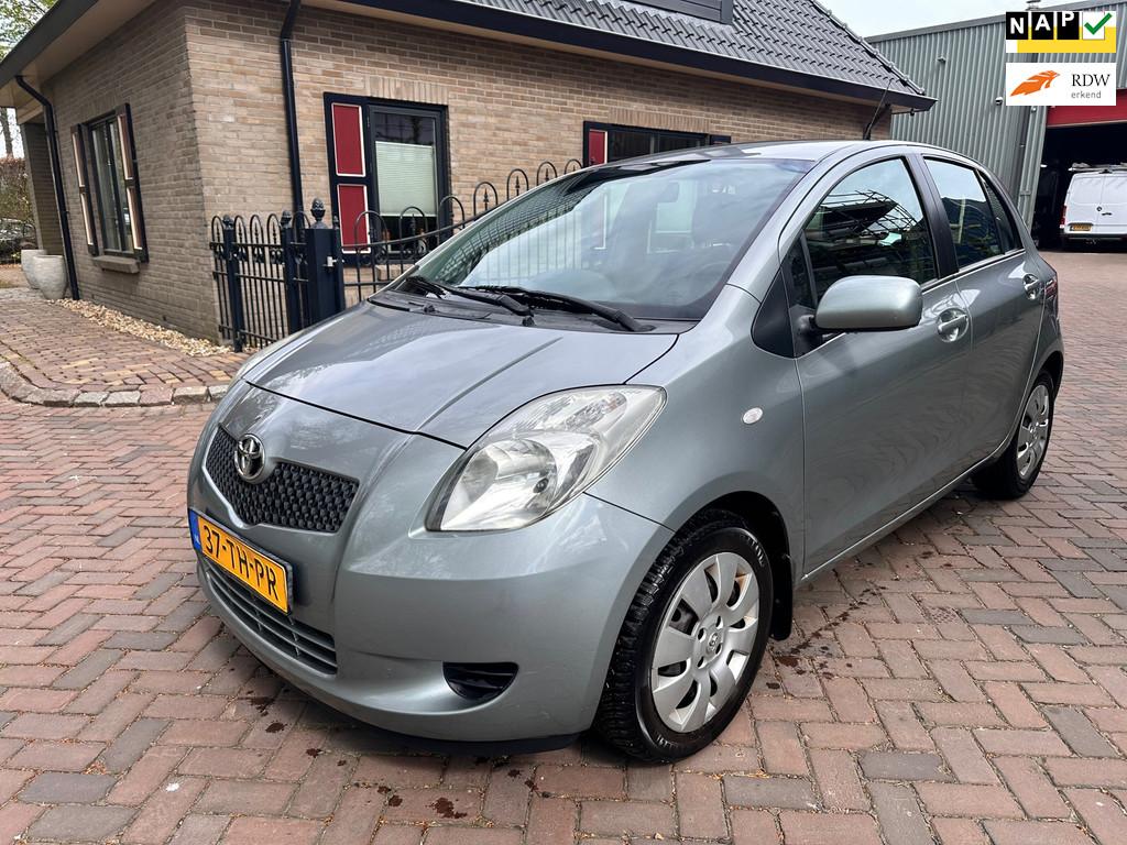Toyota Yaris 1.3 VVTi Sol, Auto's, Toyota, Voorwielaandrijving, Stof, 4 cilinders, 995 kg