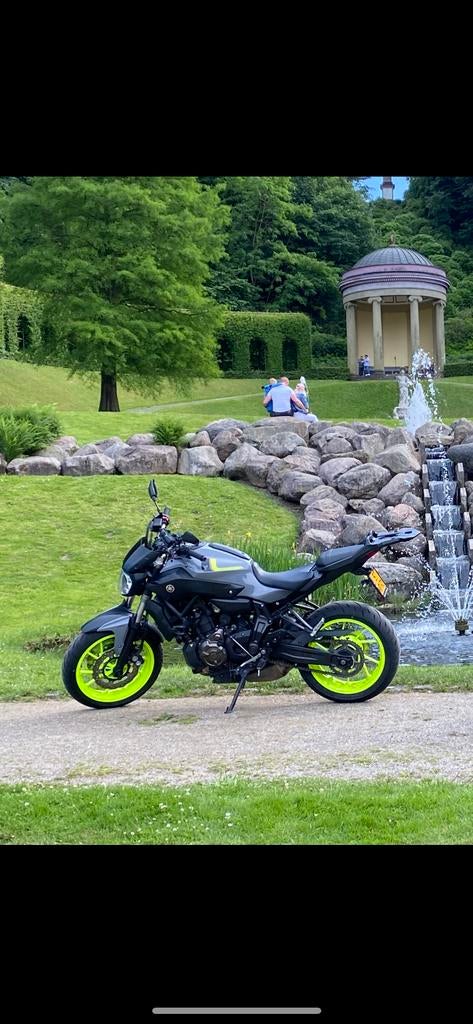 Yamaha MT-07 2017 Night Fluo (A2 kenteken), Motoren, Motoren | Yamaha, 2 cilinders, Gebruikt, Particulier, Meer dan 35 kW