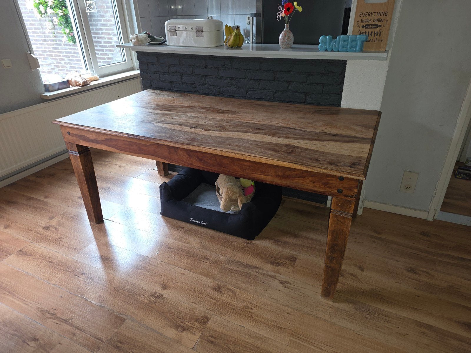 Massief houten eettafel - Robuust en stijlvol, Huis en Inrichting, Ophalen, Gebruikt, 50 tot 100 cm, 150 tot 200 cm