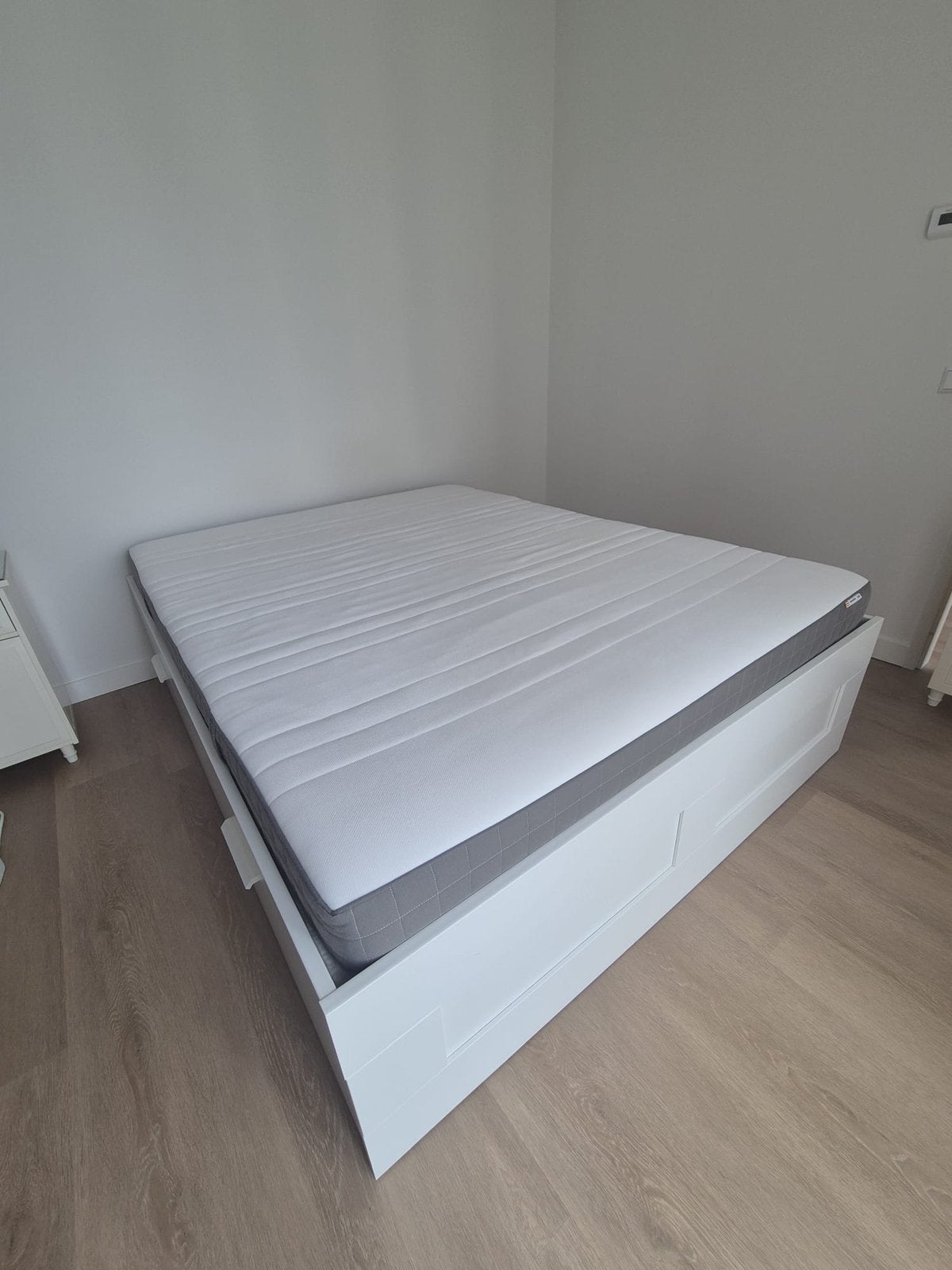 160x200 bed Brimnes Ikea, Ophalen, Wit, Tweepersoons, Zo goed als nieuw