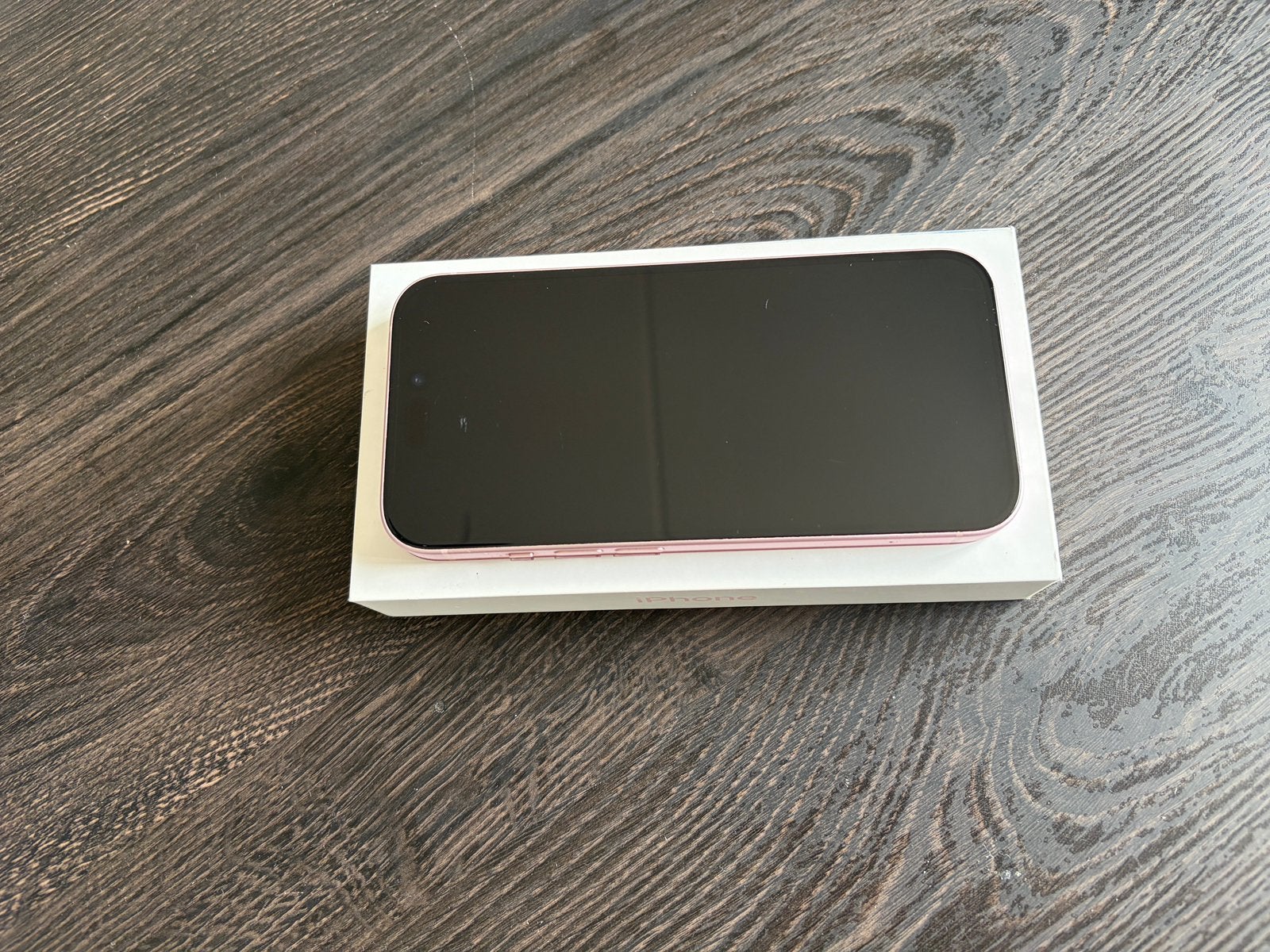Foto 3 van Iphone 15 128GB roze