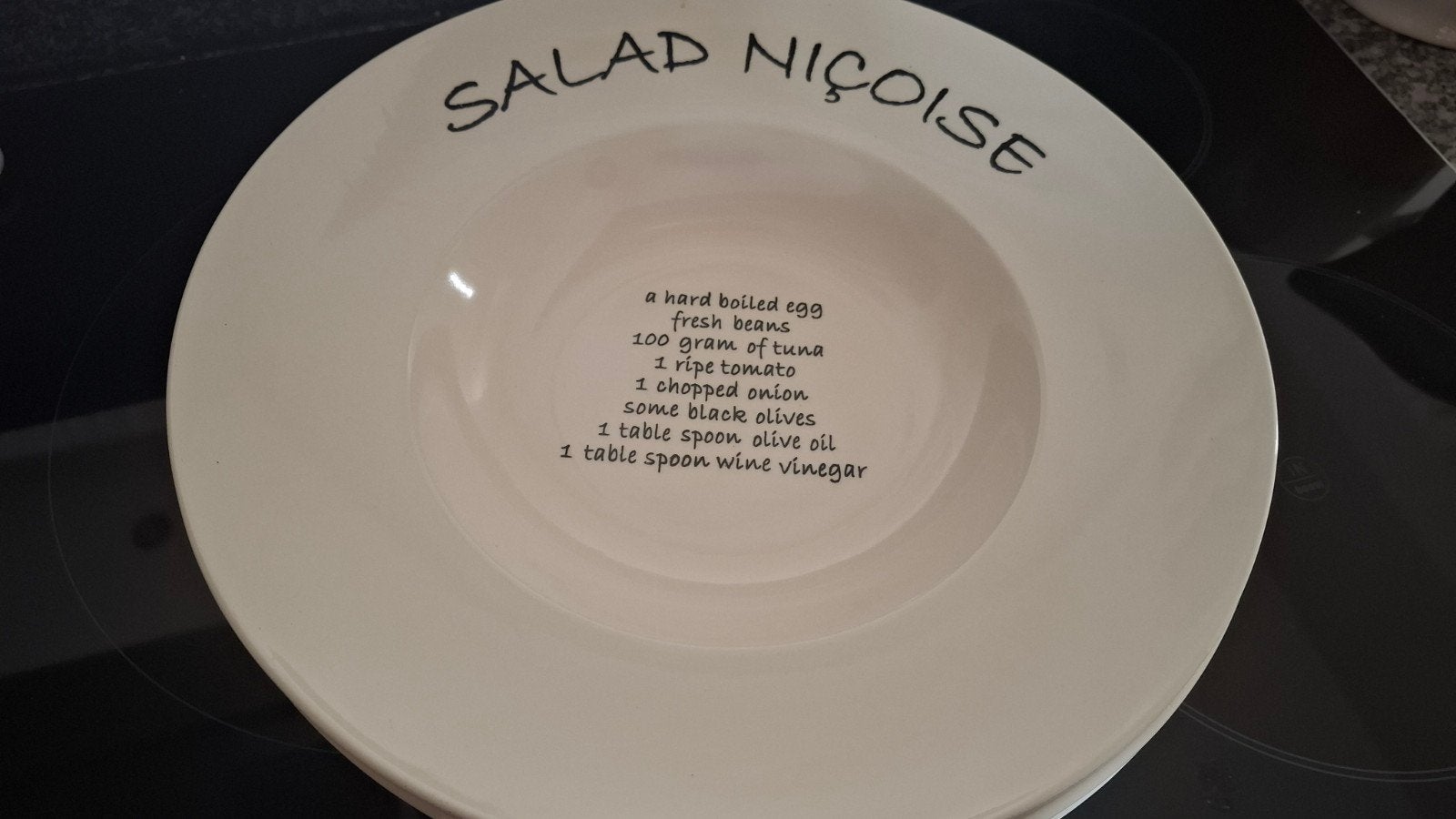 Salade Niçoise bord Riviera Maison, Ophalen of Verzenden, Zo goed als nieuw, Bord(en), Overige stijlen