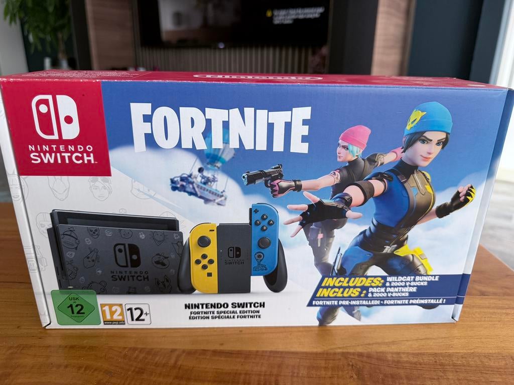 Nintendo Switch Fortnite SE, Ophalen of Verzenden, Zo goed als nieuw, Met 1 controller, Switch Original