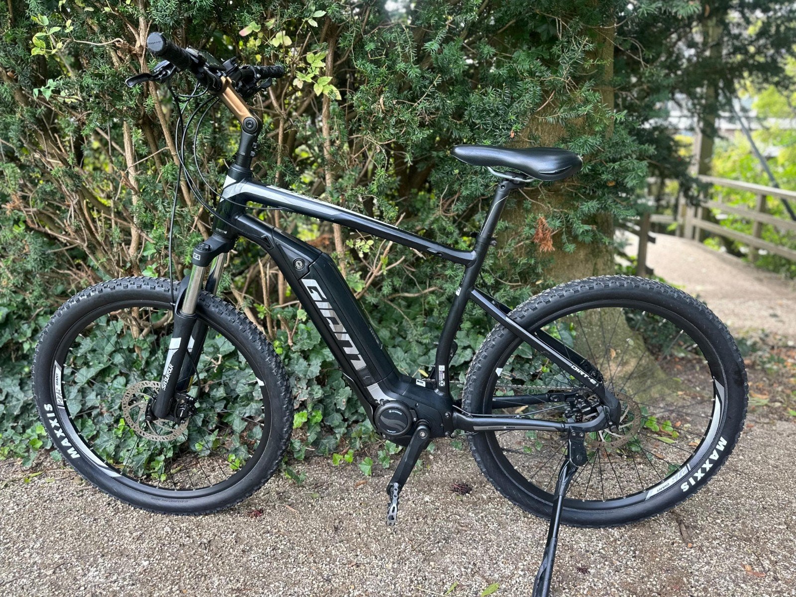 Giant dirt e-bike elektrische mountainbike zgan, Fietsen en Brommers, Ophalen