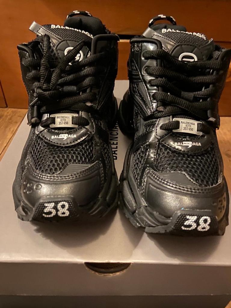 Balenciaga track runner Sneakers Zwart Maat 38, Ophalen of Verzenden, Nieuw, Zwart, Sneakers of Gympen