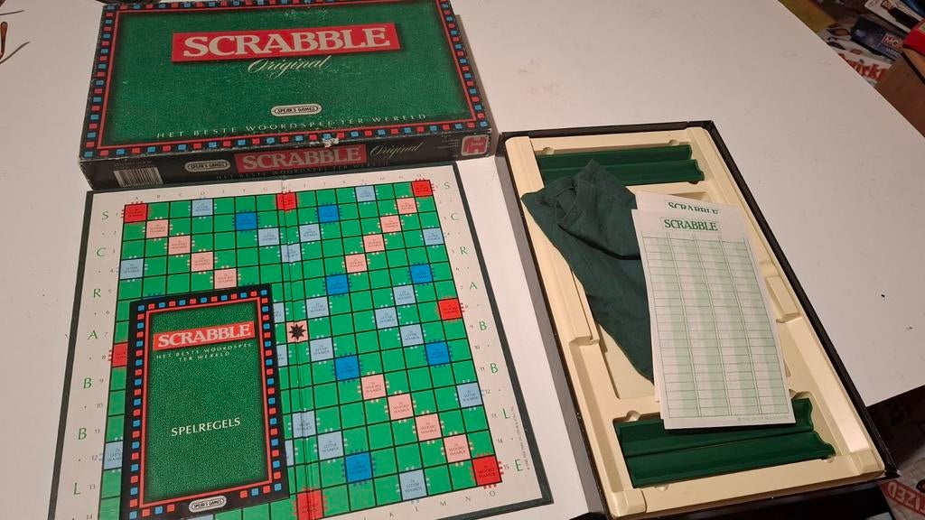 Scrabble original, Drie of vier spelers, Ophalen of Verzenden, Gebruikt, Jumbo