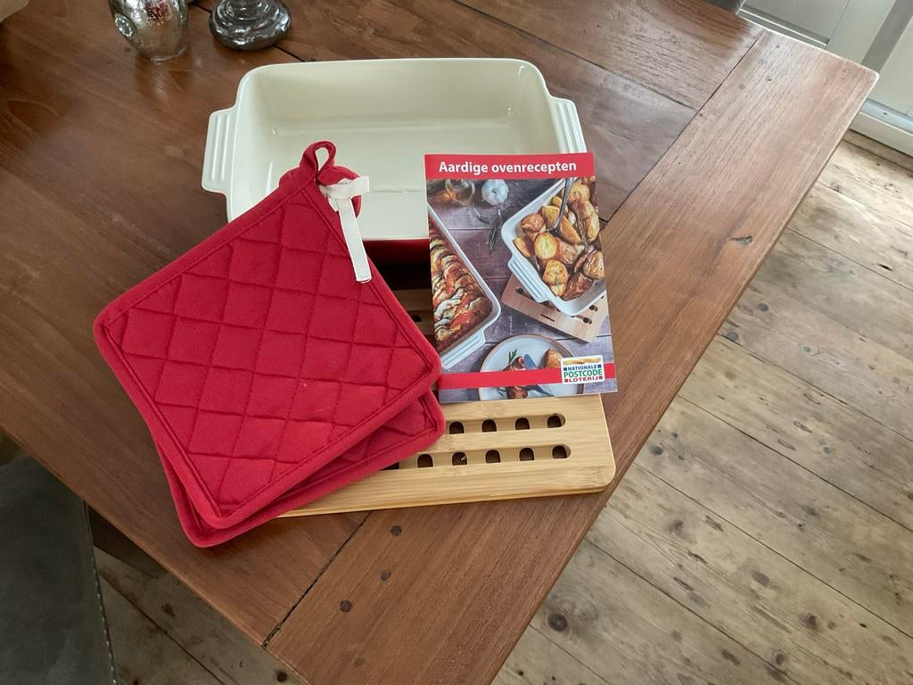 Ovenschaal, pannenlappen en onderzetter set, Ophalen, Nieuw