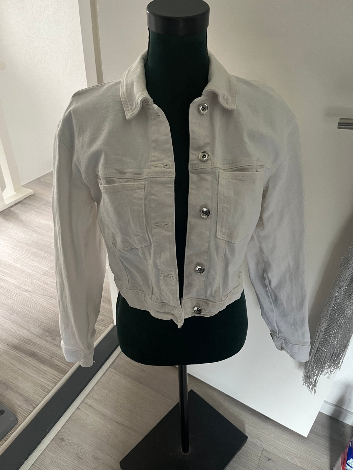 Wit spijkerjasje merk Vero moda maat S, Wit, Ophalen of Verzenden, Zo goed als nieuw, Jasje