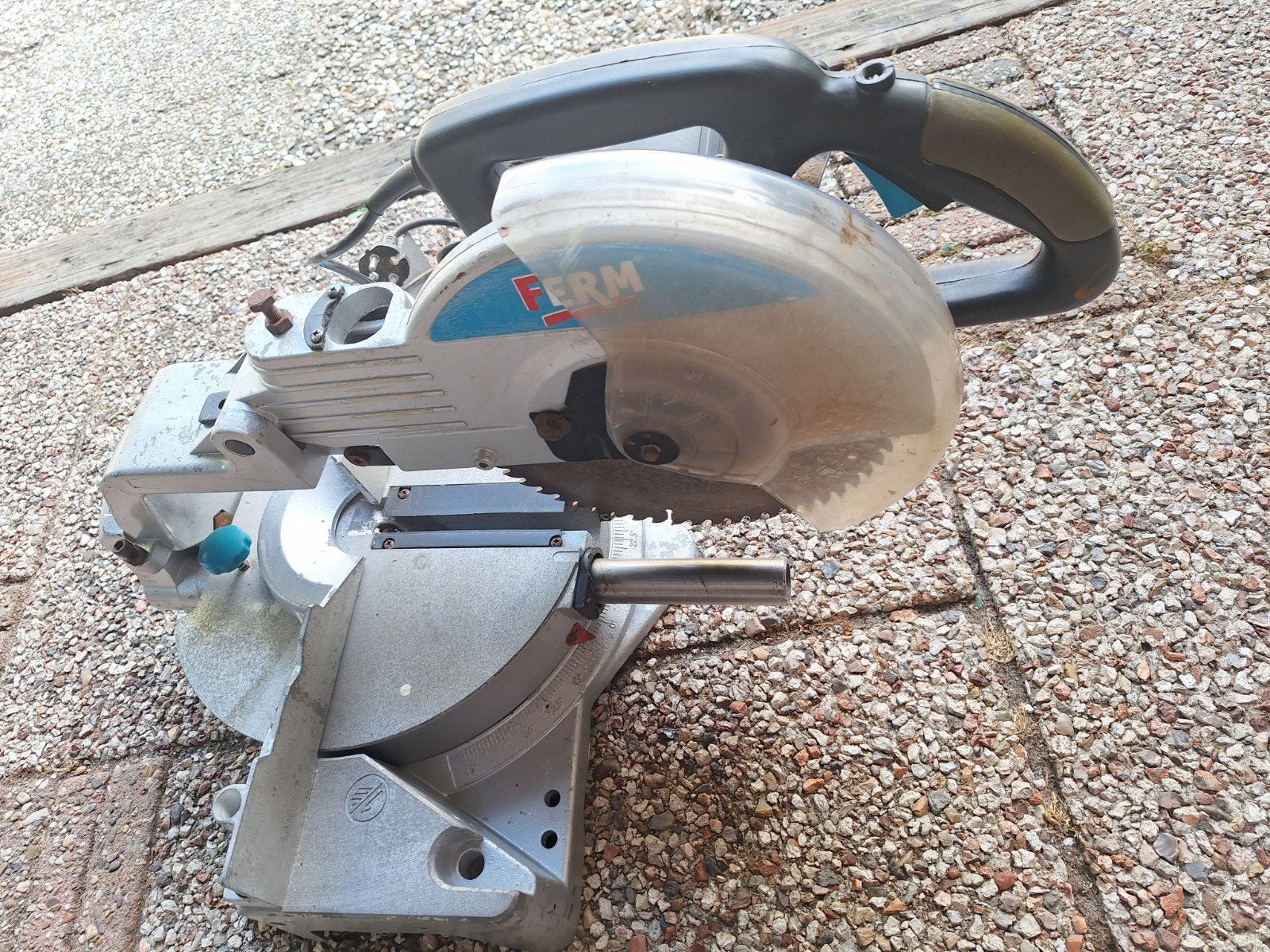 afkortzaag ferm, Ophalen, Gebruikt, Minder dan 700 watt, Haakse handslijpmachine