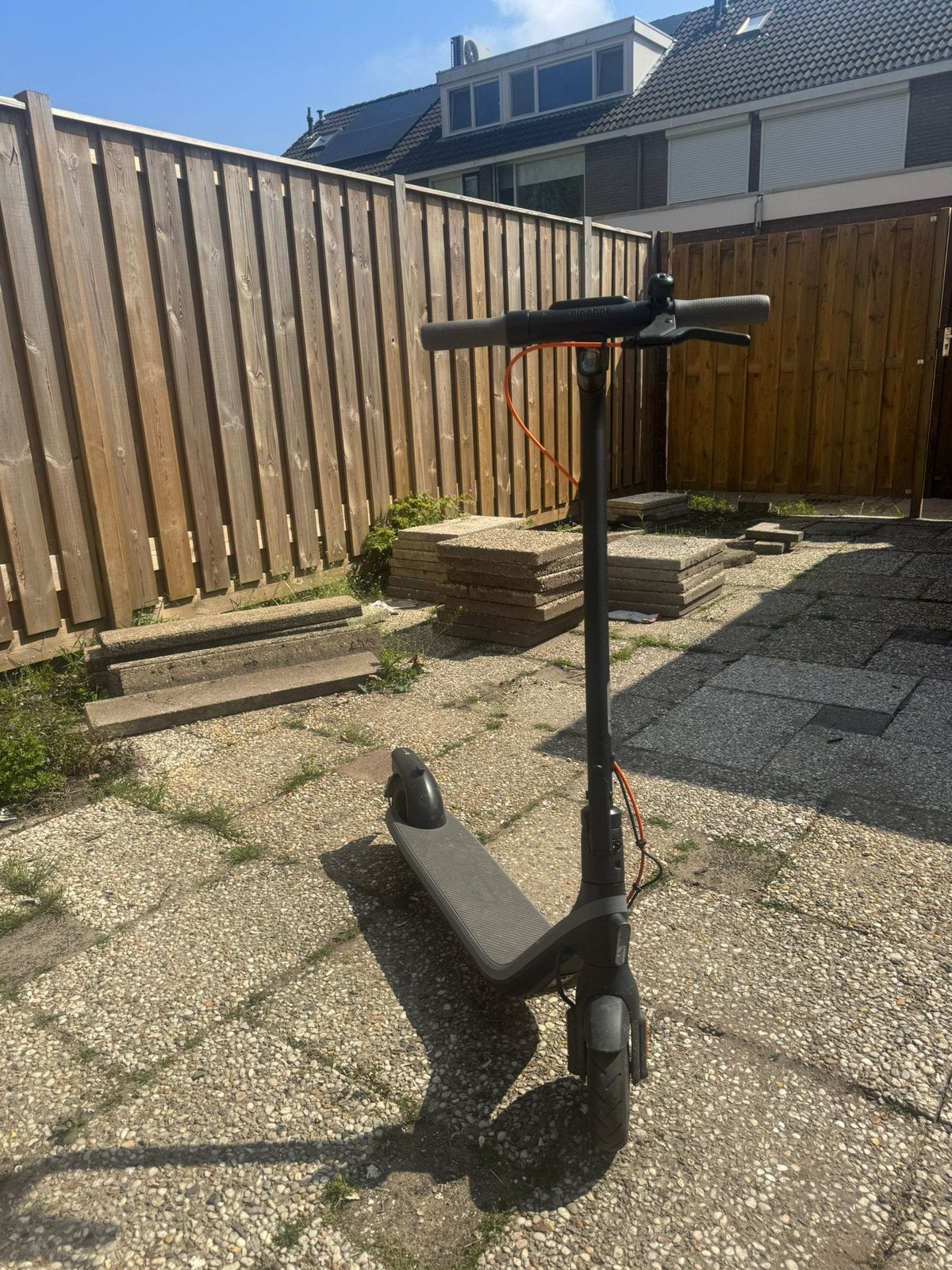 ninebot E2 e step zwart, Fietsen en Brommers, Steps, Ophalen of Verzenden, Zo goed als nieuw, Elektrische step (E-scooter)