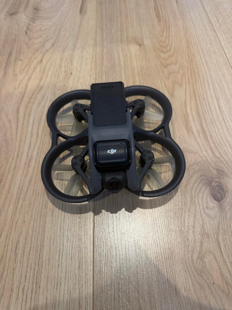 DJI Avata FPV Drone - Zo goed als nieuw, Audio, Tv en Foto, Drones, 250 tot 900 gram, Cameradrone, Zo goed als nieuw, 1 tot 5 kilometer