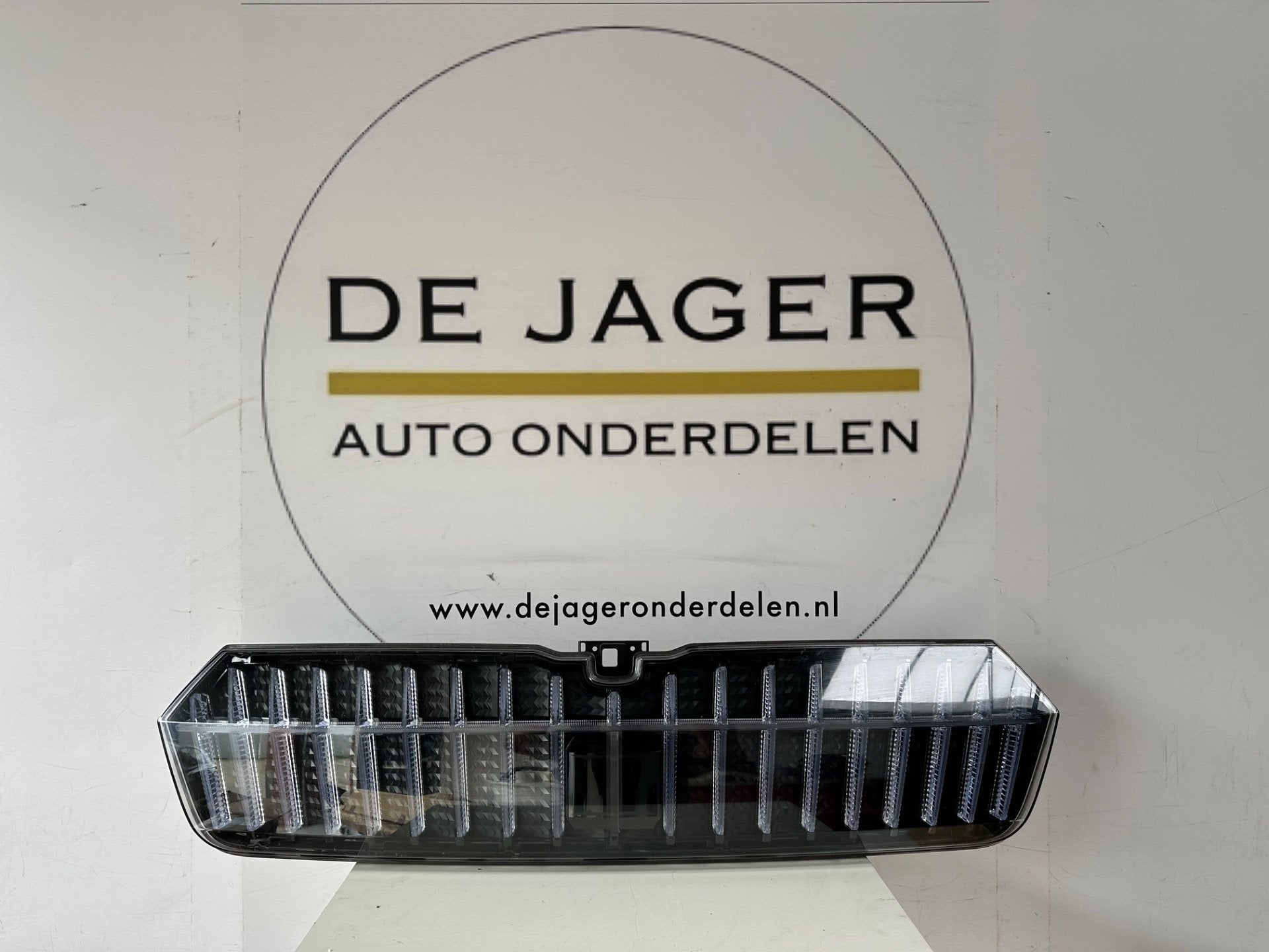 SKODA ENYAQ 5LA IV CRYSTAL FACE GRILLE LED 5LA941107A, Auto-onderdelen, Voor, Skoda, Skoda Auto a.s., Gebruikt