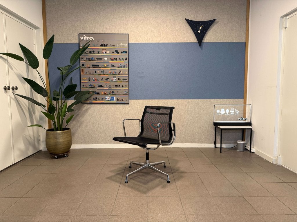 Vitra | Eames | EA108 | Zwart Netweave & Chrome | 3x, Vitra, Gebruikt, Vitra Artifort Cassina Fritz Hansen Eames Gispen Pastoe Hay