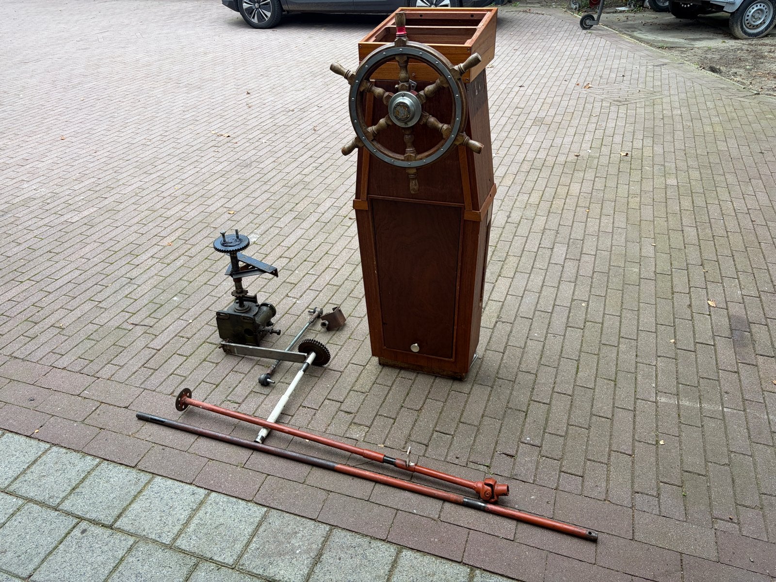 Houten console met ketting/hydraulisch stuursysteem, Ophalen, Gebruikt, Overige typen