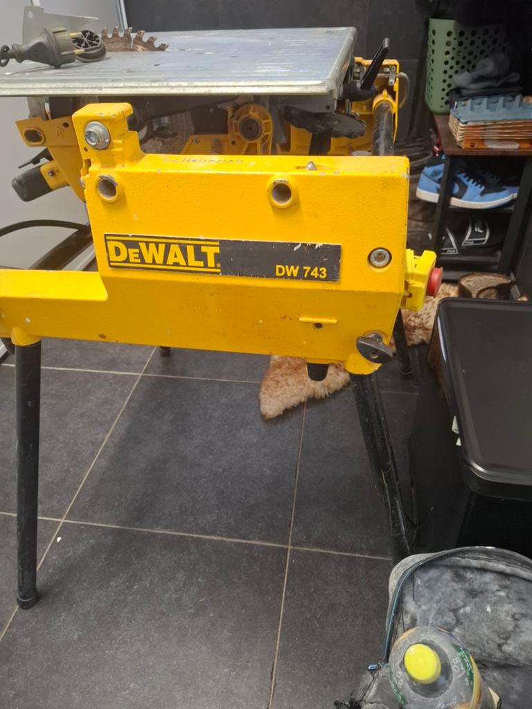 DeWalt DW743 Flip Over Zaag - Tafelzaag en Afkortzaag, Ophalen, Gebruikt, DeWalt, 70 mm of meer