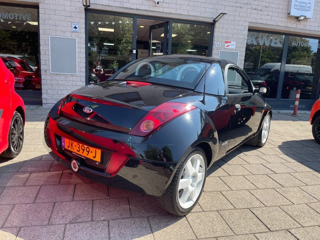 Ford Ka StreetKa 1.6 Leer Hardtop Nieuwe apk (bj 2004), 13 km/l, 1599 cc, Zwart, Bedrijf