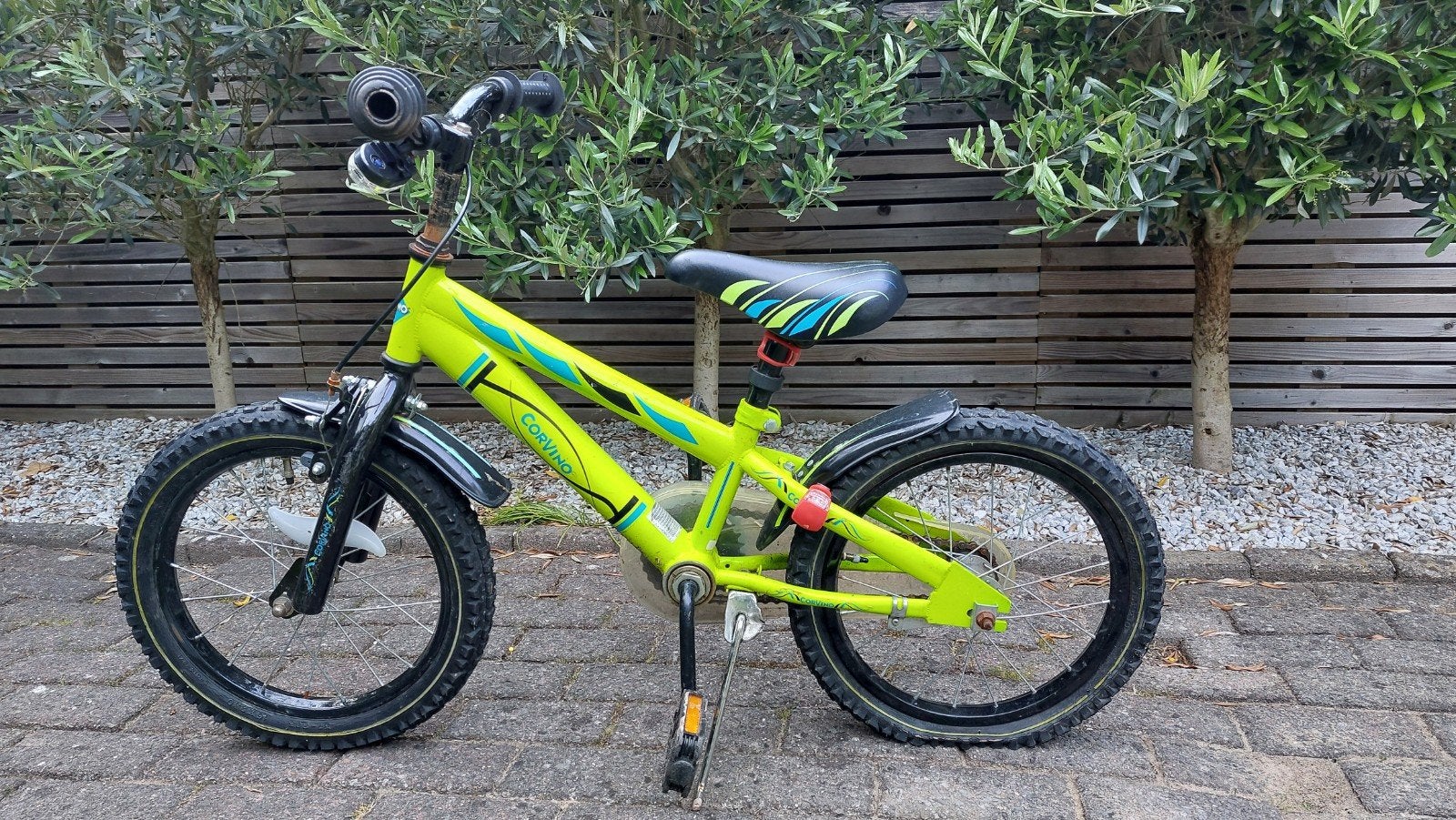 Kinderfiets 16 inch, Corvino - achterband lek, Ophalen, Gebruikt, 16 tot 20 inch