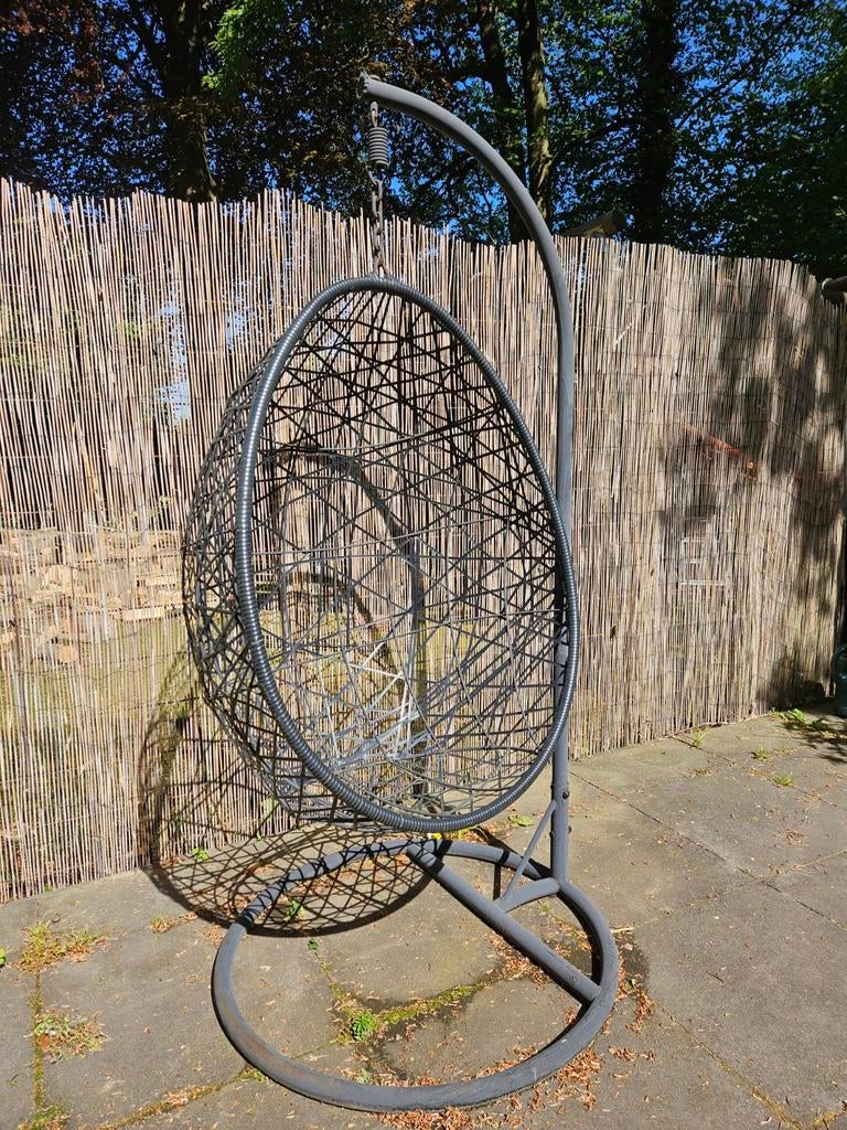 Ei stoel Egg chair buiten, Ophalen, Gebruikt, Eén