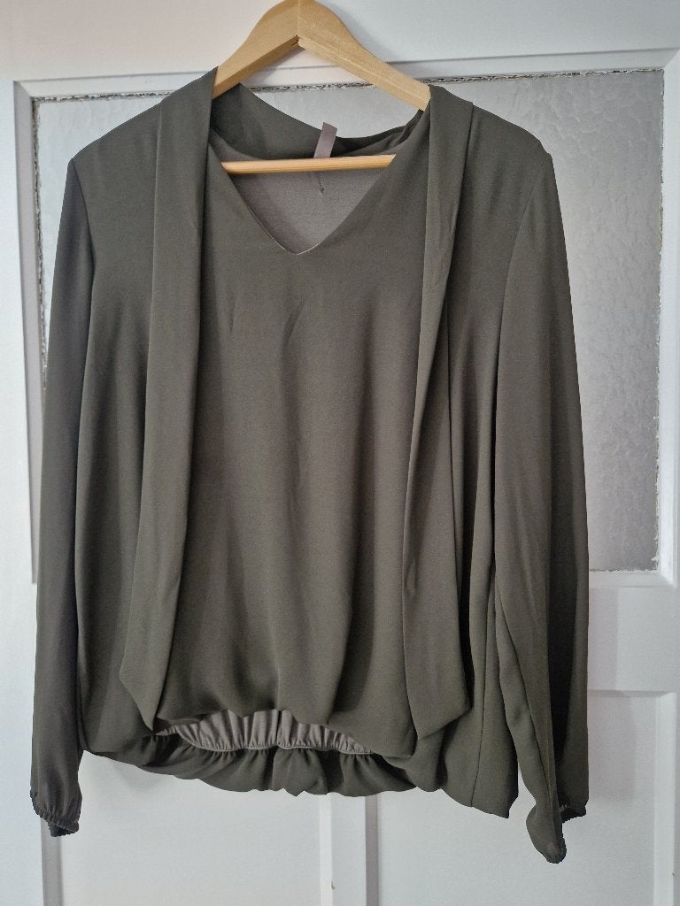 Blouse (mosgroen), Kleding | Dames, Ophalen of Verzenden, Nieuw, Maat 42/44 (L), Groen