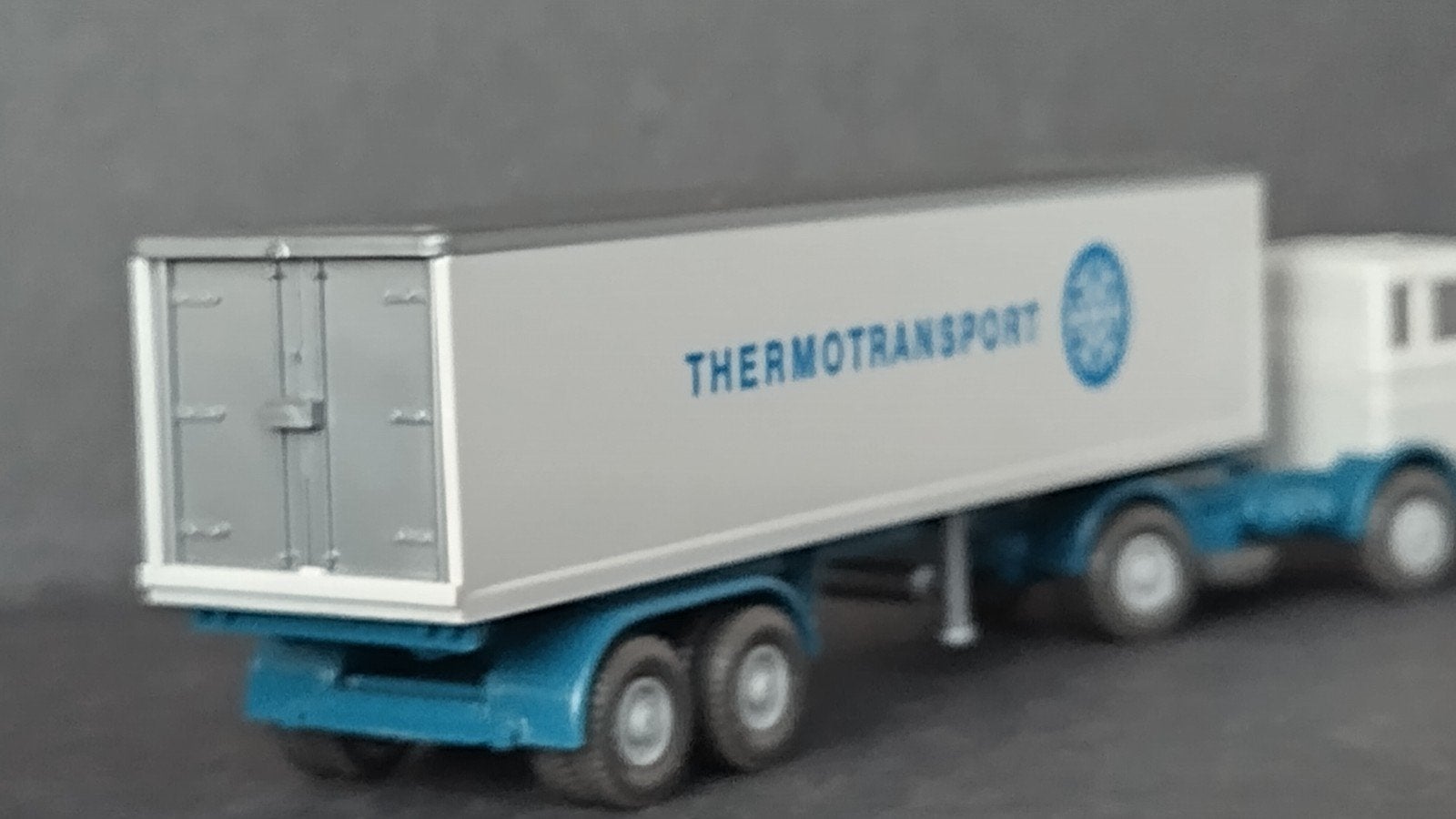 Mercedes Benz LP 322 Thermo transport 1:87 Wiking Pol, Verzenden, Wiking, M, Zo goed als nieuw