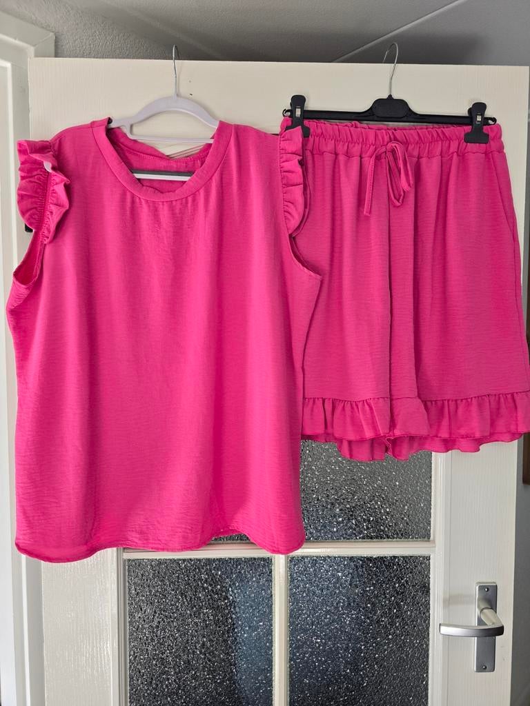 Nieuw 2delig setje fuchsia 40 42 44, Kleding | Dames, Ophalen of Verzenden, Nieuw, Maat 42/44 (L), Roze