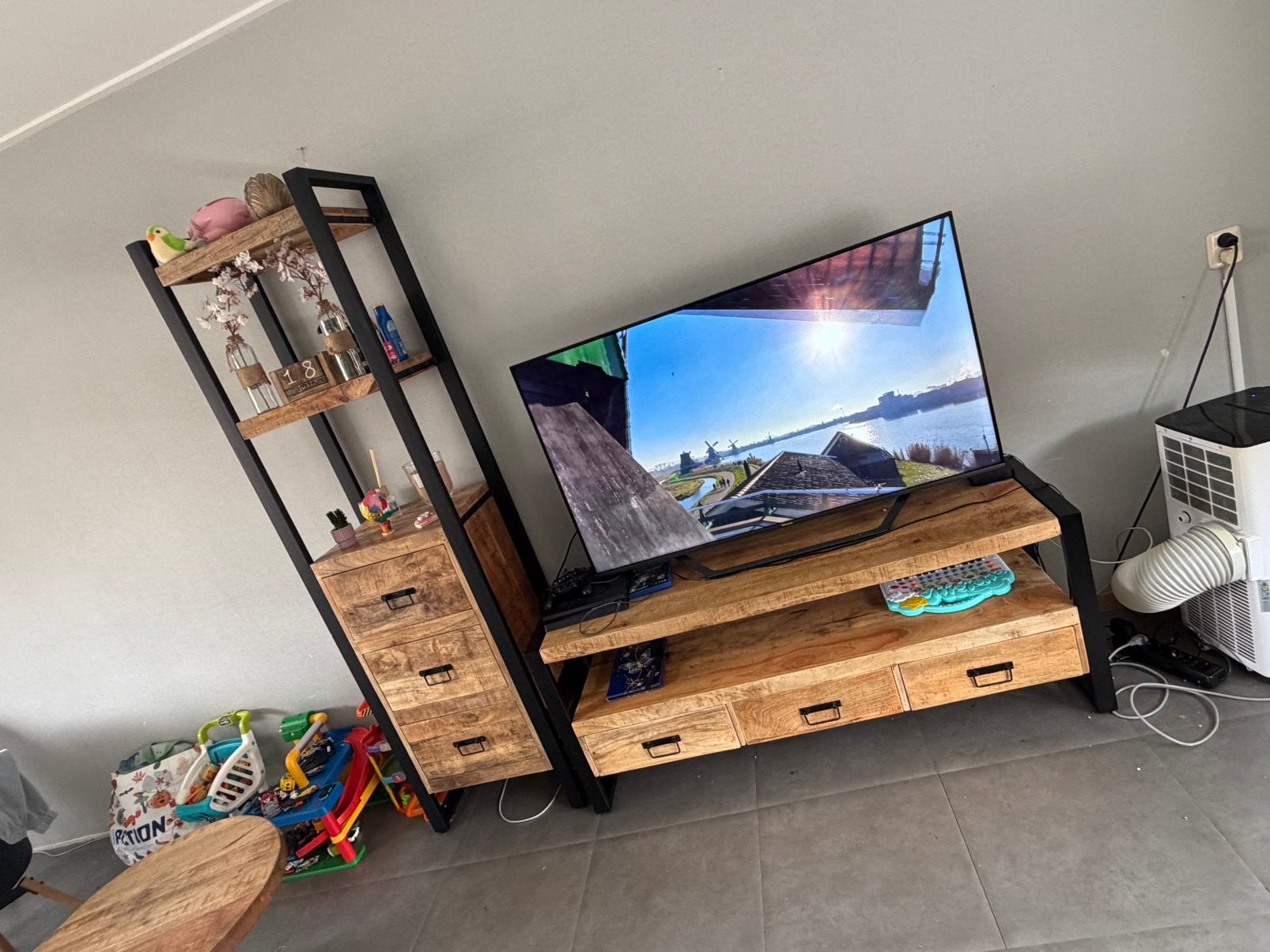 Tv meubel met kast, Huis en Inrichting, Kasten | Televisiemeubels, Ophalen, Zo goed als nieuw, 25 tot 50 cm, Minder dan 100 cm