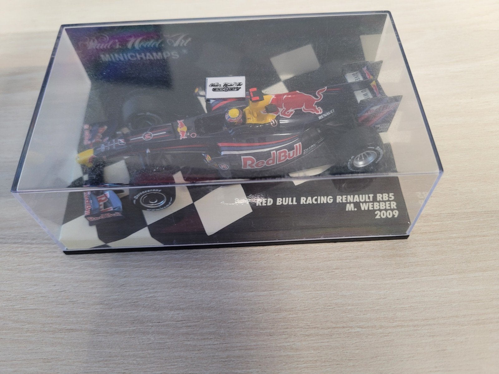 Minichamps Red Bull Racing Renault RB5 1:43 M. Webber 2009, Hobby en Vrije tijd, Ophalen of Verzenden