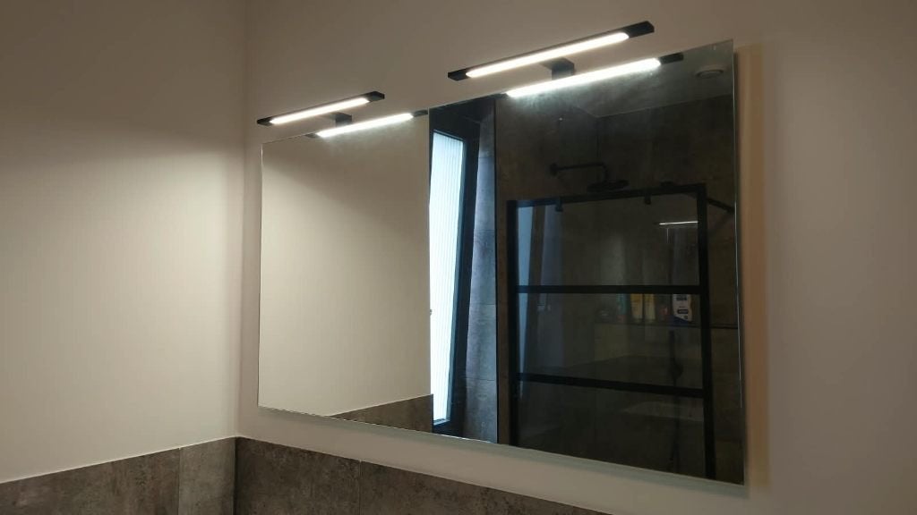 Badkamer Spiegel met Lampen, Huis en Inrichting, Ophalen, Gebruikt, Overige typen, 50 tot 100 cm
