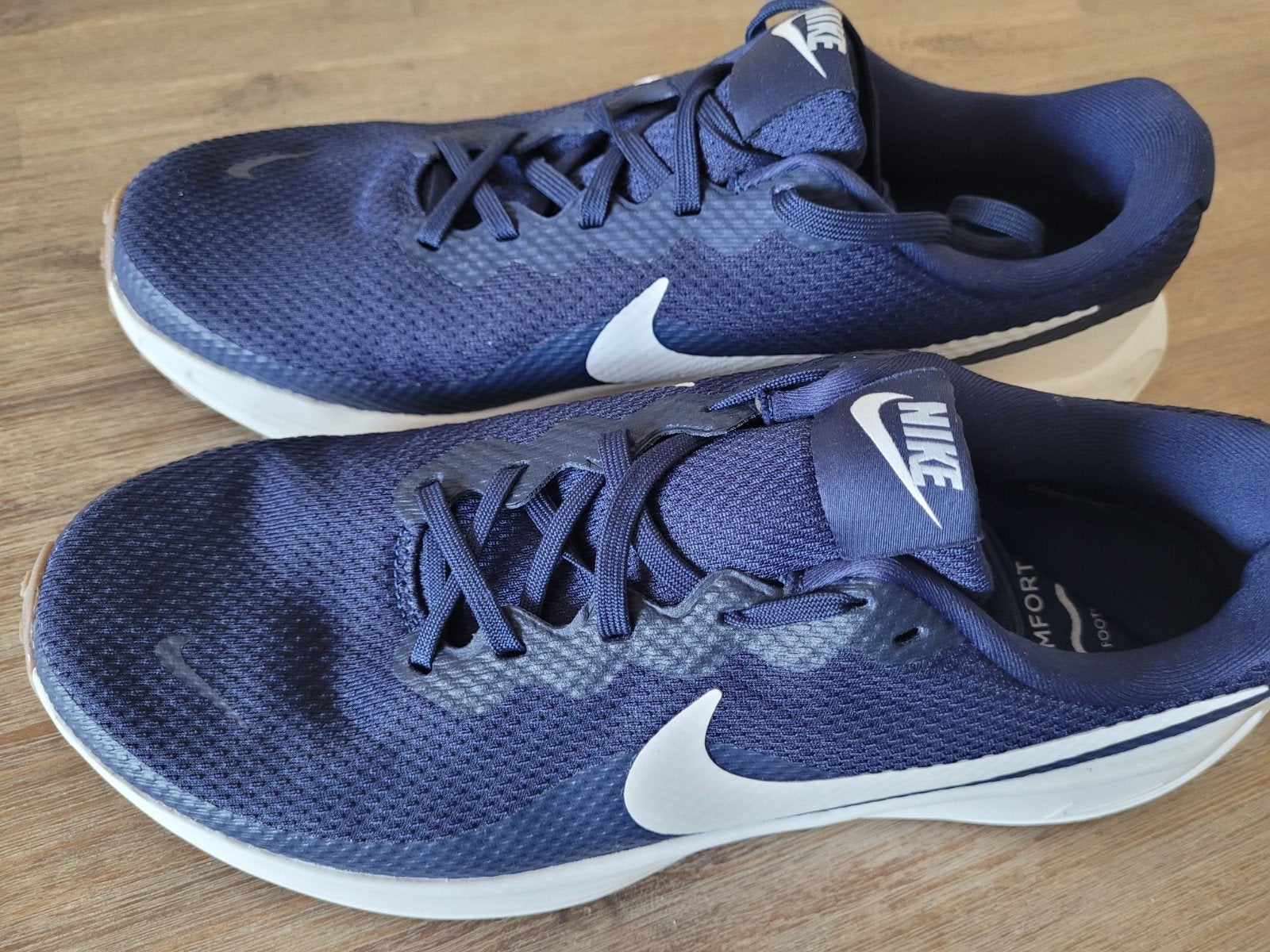 Nike Revolution hardloopschoenen maat 42.5, Ophalen of Verzenden, Nieuw, Hardloopschoenen, Nike