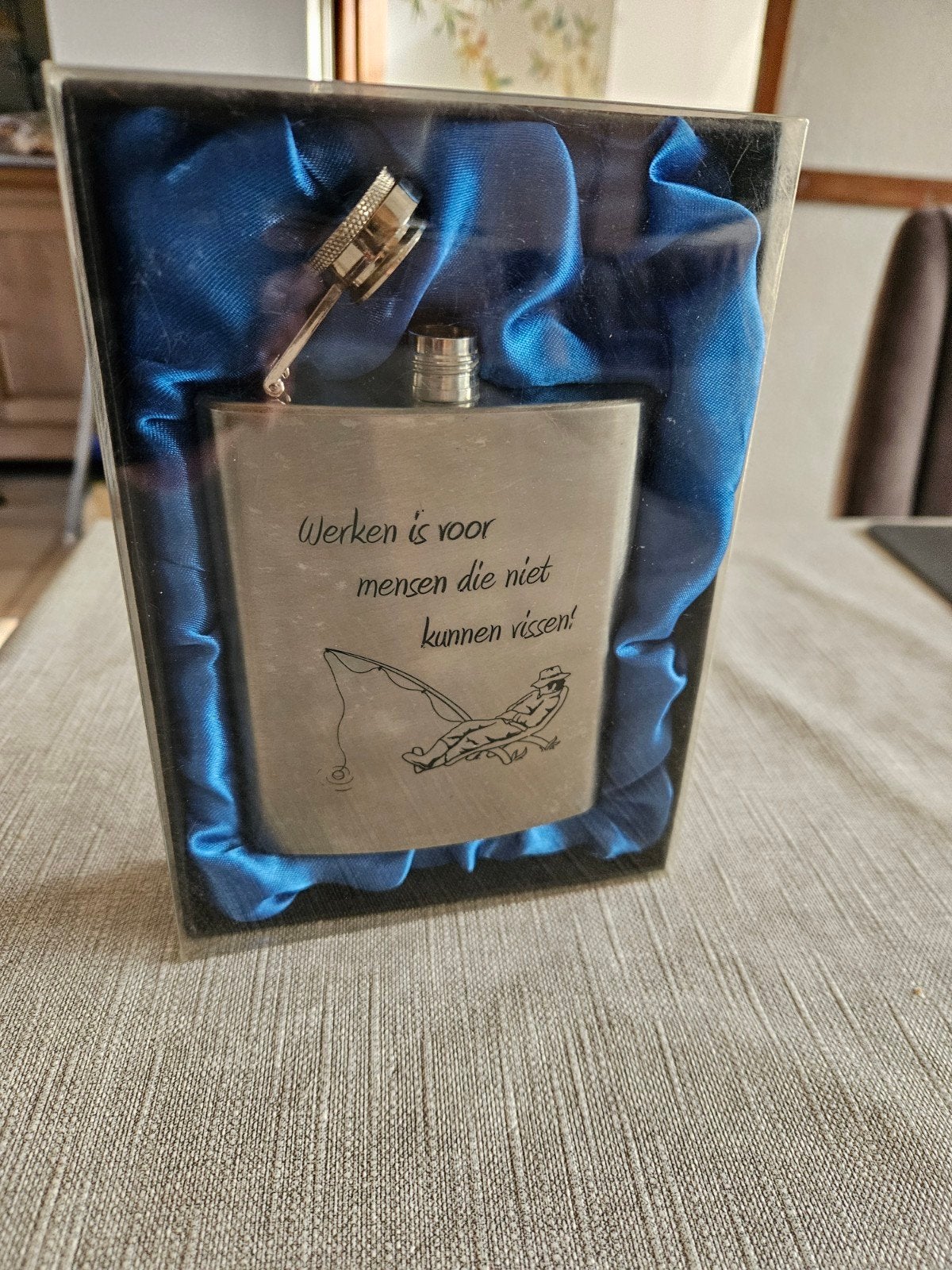 leuk kado voor visser., Hobby en Vrije tijd, Feestartikelen, Ophalen, Nieuw