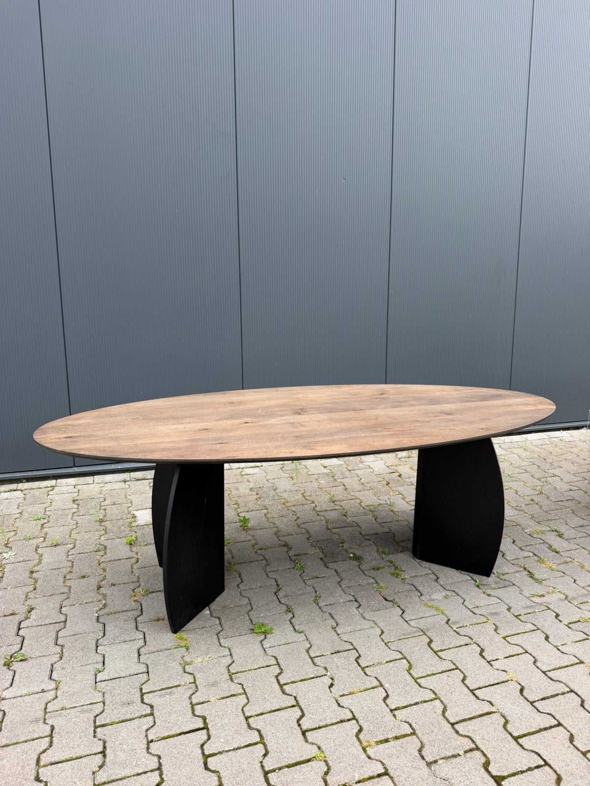 220 x 100 cm massief eiken ovale eettafel, Ophalen, Zo goed als nieuw, Ovaal, 200 cm of meer