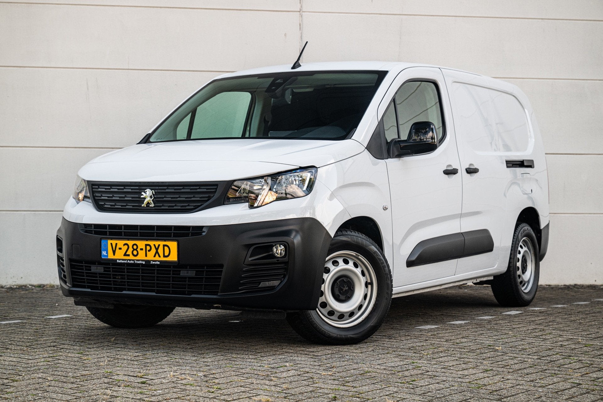 Peugeot Partner 1.5 BlueHDi 102pk S&S L2 2x Schuifdeur |Airc, Auto's, Voorwielaandrijving, Gebruikt, 4 cilinders, Wit