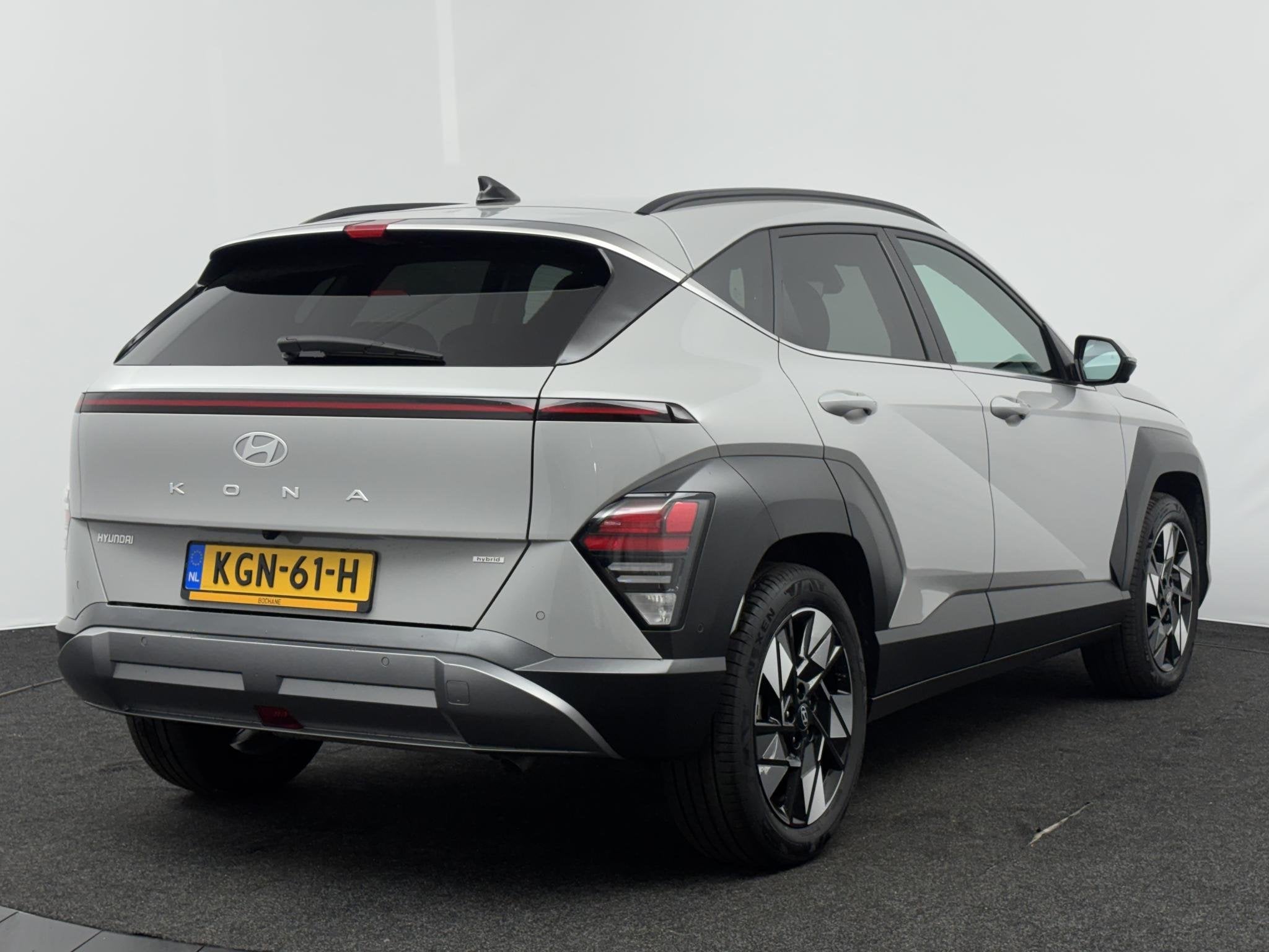 Hyundai Kona 1.6 GDI HEV Premium Sky | Leder | Schuif/Kantel, Auto's, Gebruikt, Bedrijf, SUV of Terreinwagen, Te koop