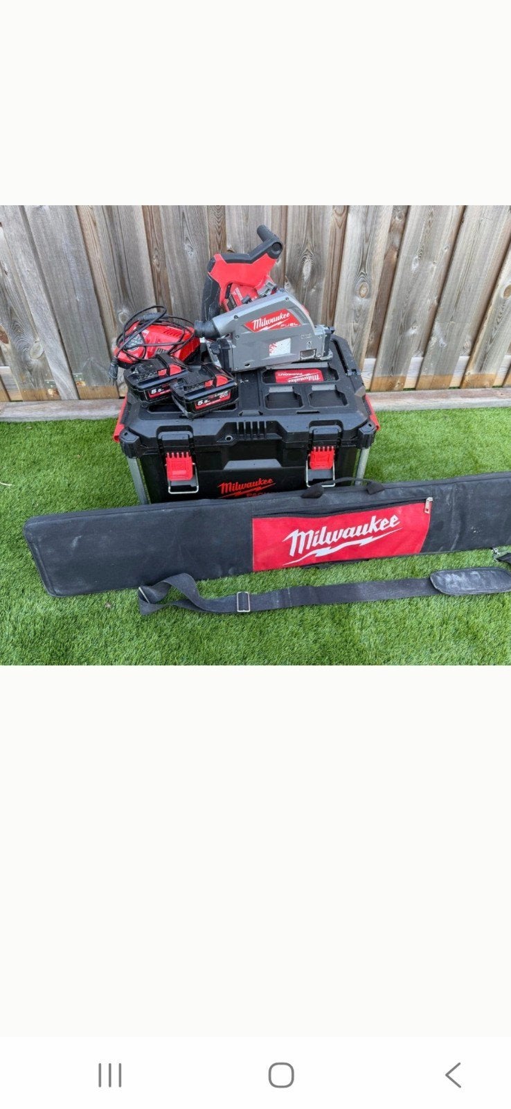 Milwaukee Invalzaag met Accu's en PACKOUT Koffer, Doe-het-zelf en Verbouw, Ophalen, Invalzaag, Zo goed als nieuw, Milwaukee