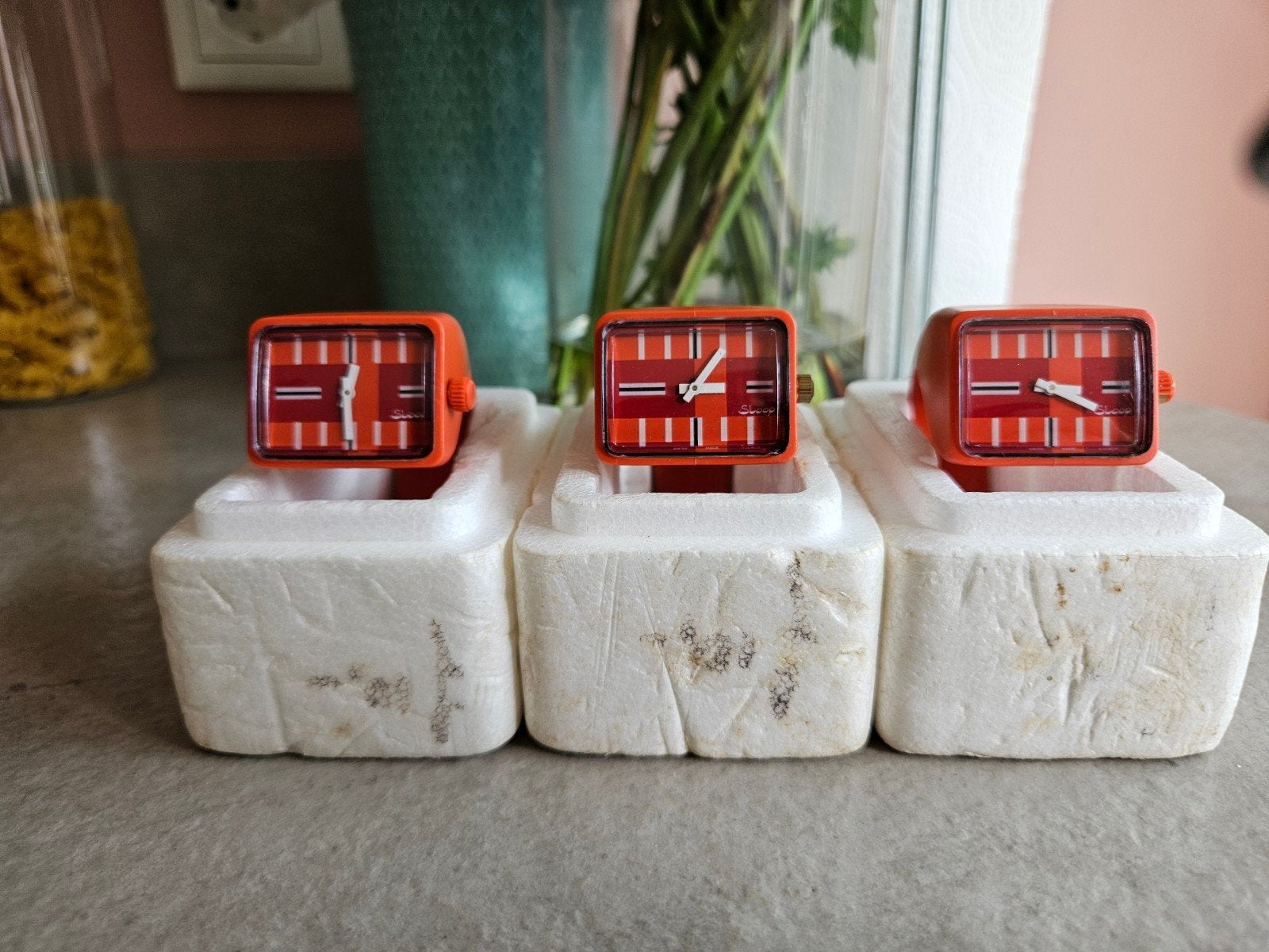 3x Sicura "Sloop" Pop-Art Damespolshorloge Jaren '70 NOS, Kunststof, Polshorloge, Nieuw, Kunststof