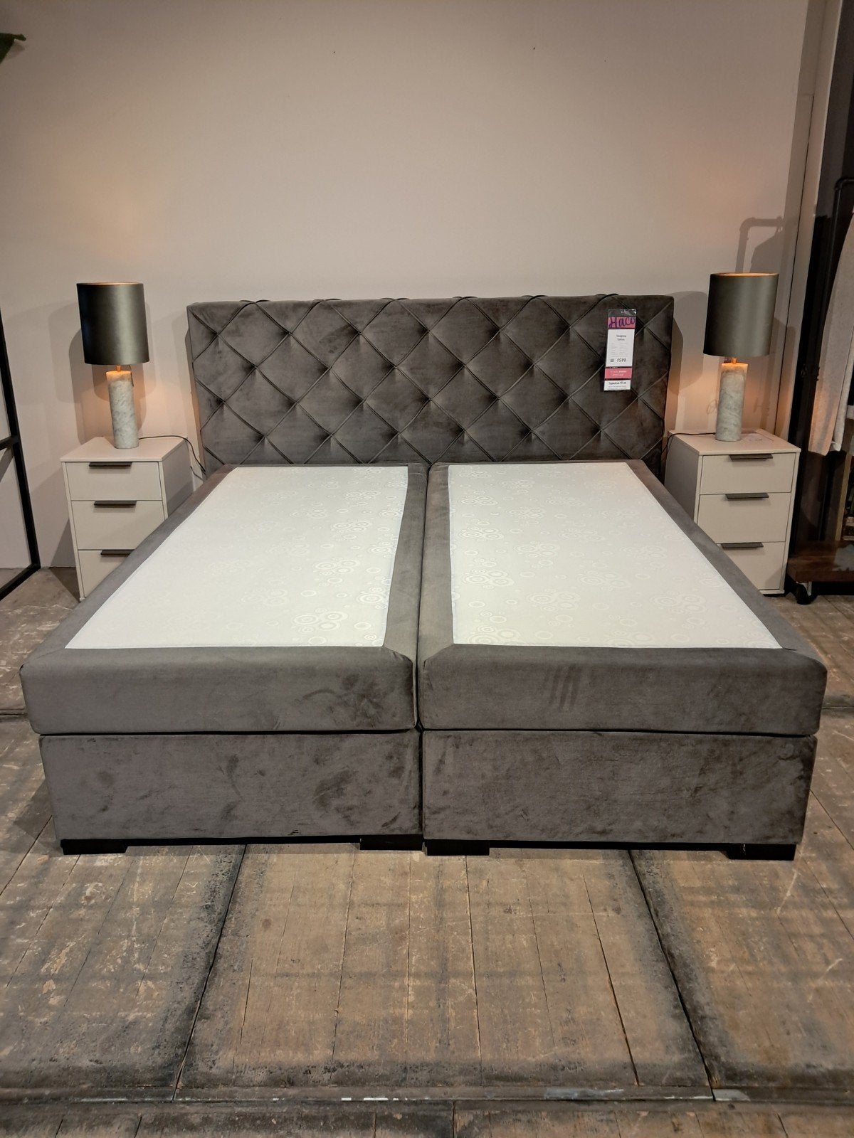 Antraciet boxspring 180x200cm SHOWMODEL, Huis en Inrichting, Slaapkamer | Boxsprings, Ophalen, 180 cm, 200 cm, Grijs