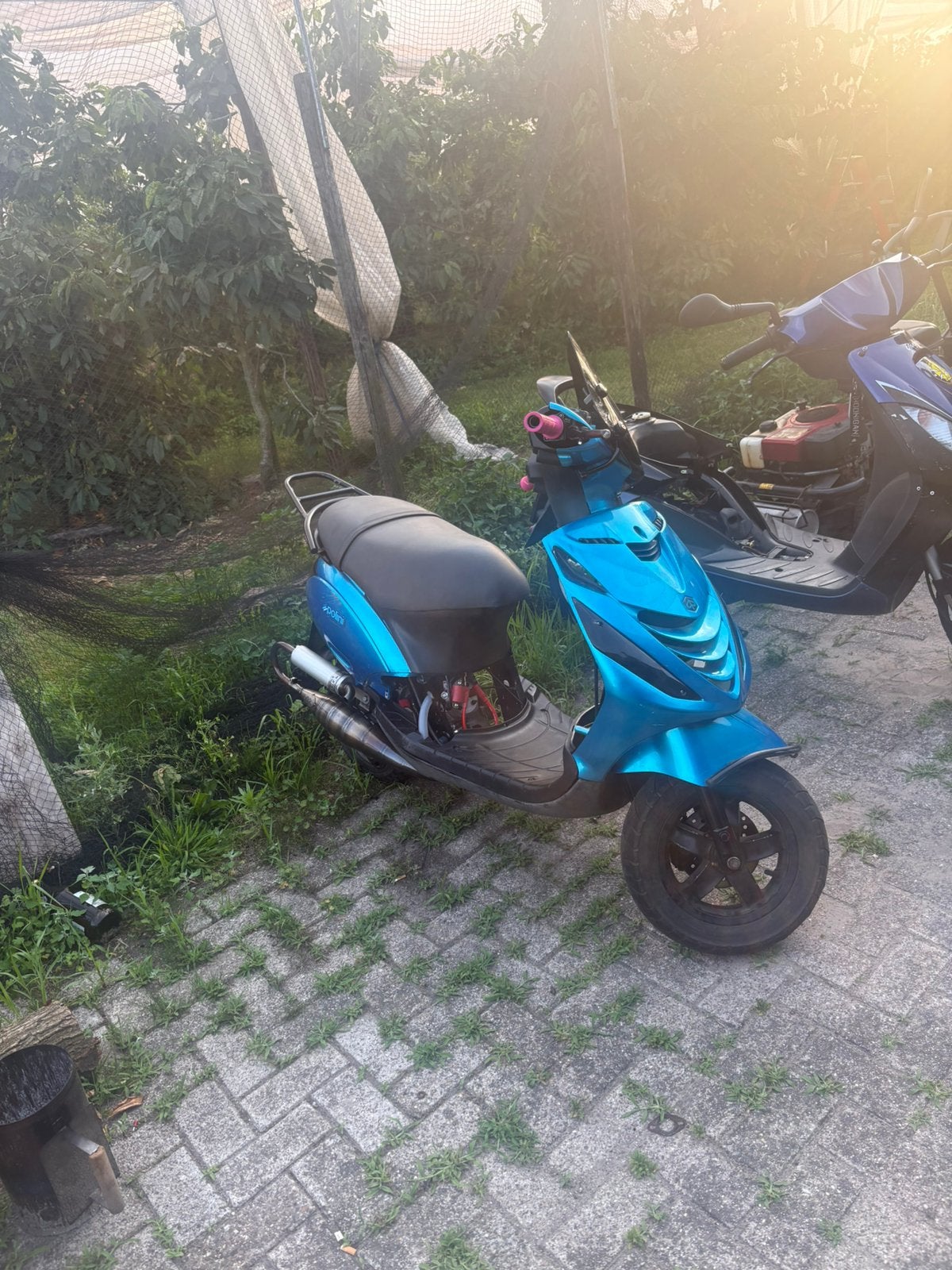 Piaggio zip 70cc lc snell!!, Fietsen en Brommers, Scooters | Piaggio, Zo goed als nieuw, Zip, Tweetakt, Ophalen
