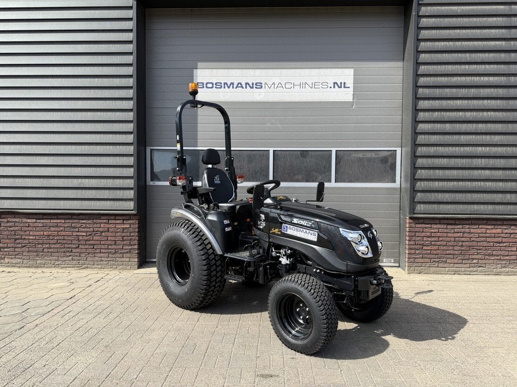 Solis 26 HST minitractor NIEUW BLACK EDITION hoge gazonbande, Zakelijke goederen, Nieuw, Overige merken, Tot 2500