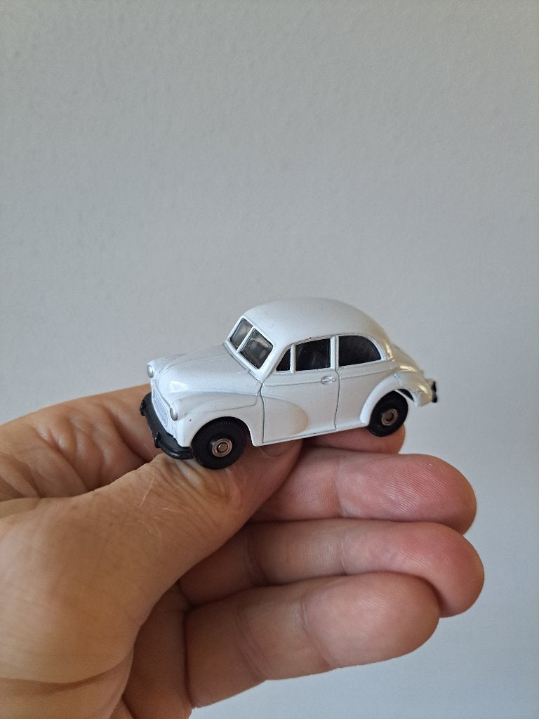 Morris Minor wit 1:54 Corgi 7x3x3cm, Ophalen of Verzenden, Zo goed als nieuw, Auto