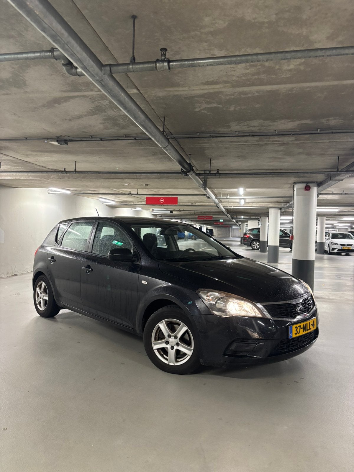 Kia (Pro) Cee d 1.4 Cvvt 2010 Zwart, Auto's, 4 cilinders, 1396 cc, Zwart, Origineel Nederlands