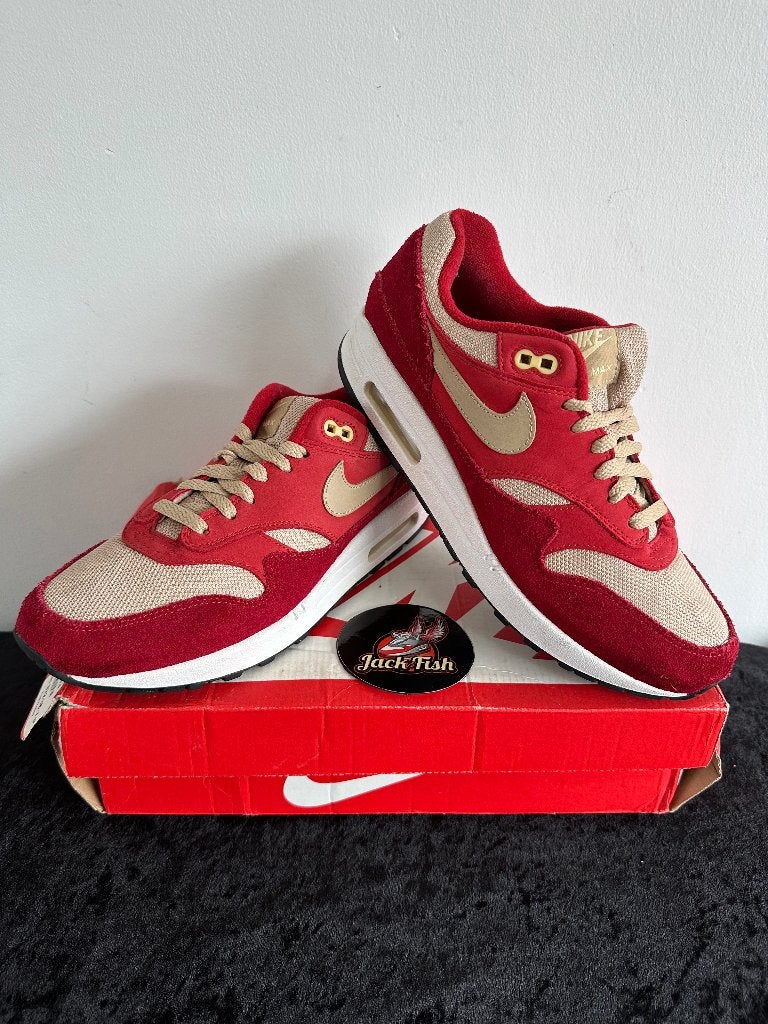 Nike air Max 1 Curry pack RED - size 42, Nike air max, Overige kleuren, Ophalen of Verzenden, Sneakers of Gympen