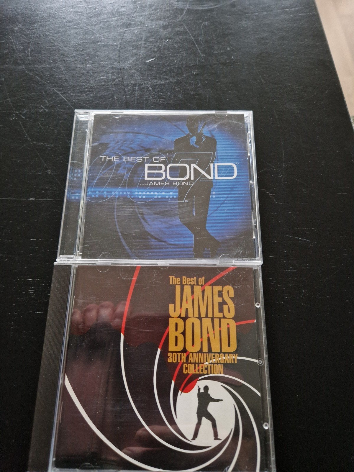 2 James Bond cd's, Ophalen