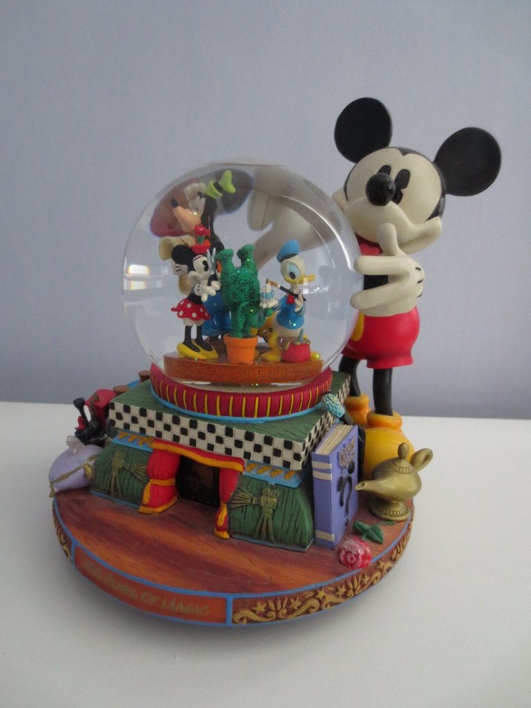 Disney Snow Globe. Mickey and Friends. Item: 205053002001, Verzamelen, Disney, Ophalen of Verzenden, Mickey Mouse, Zo goed als nieuw