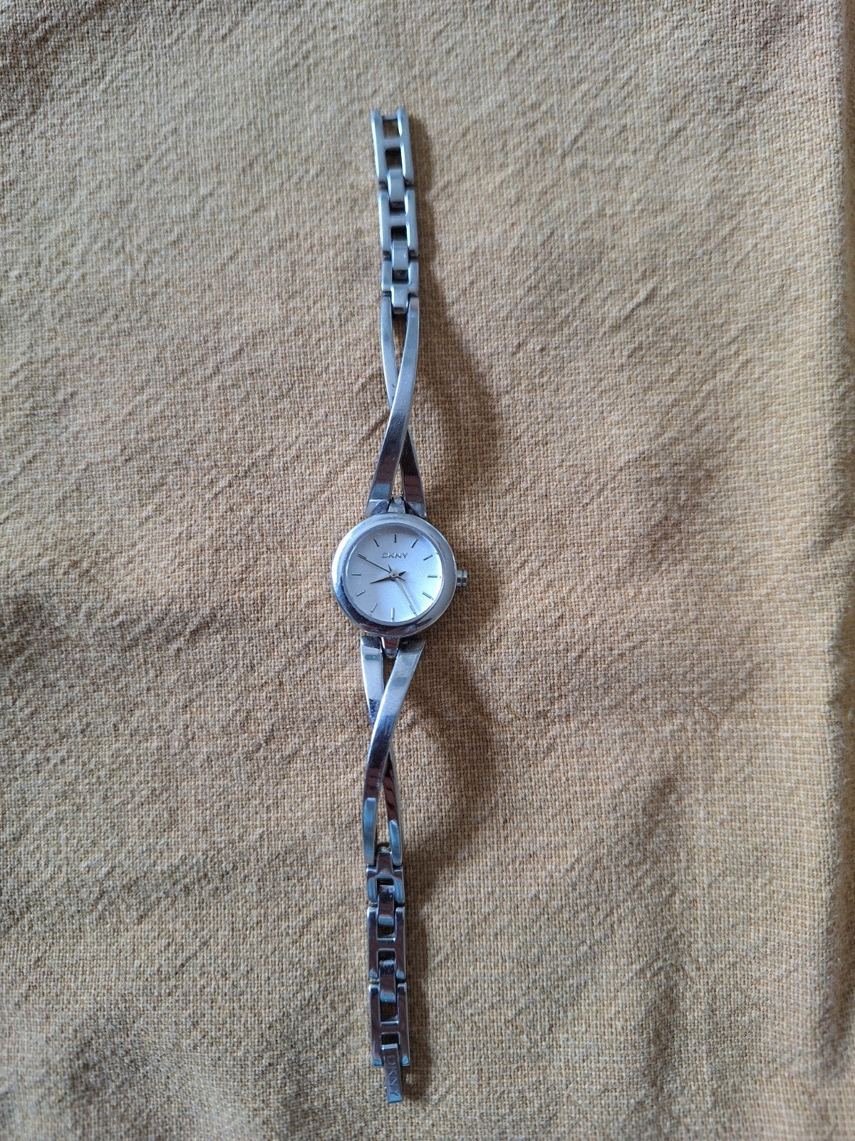 DKNY horloge, Ophalen of Verzenden, Zo goed als nieuw, Staal, Overige merken