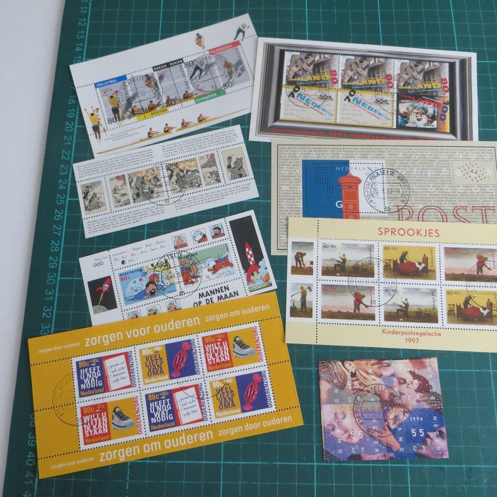 Kaveltje div.velletjes, Postzegels en Munten, Ophalen of Verzenden, Na 1940, Gestempeld