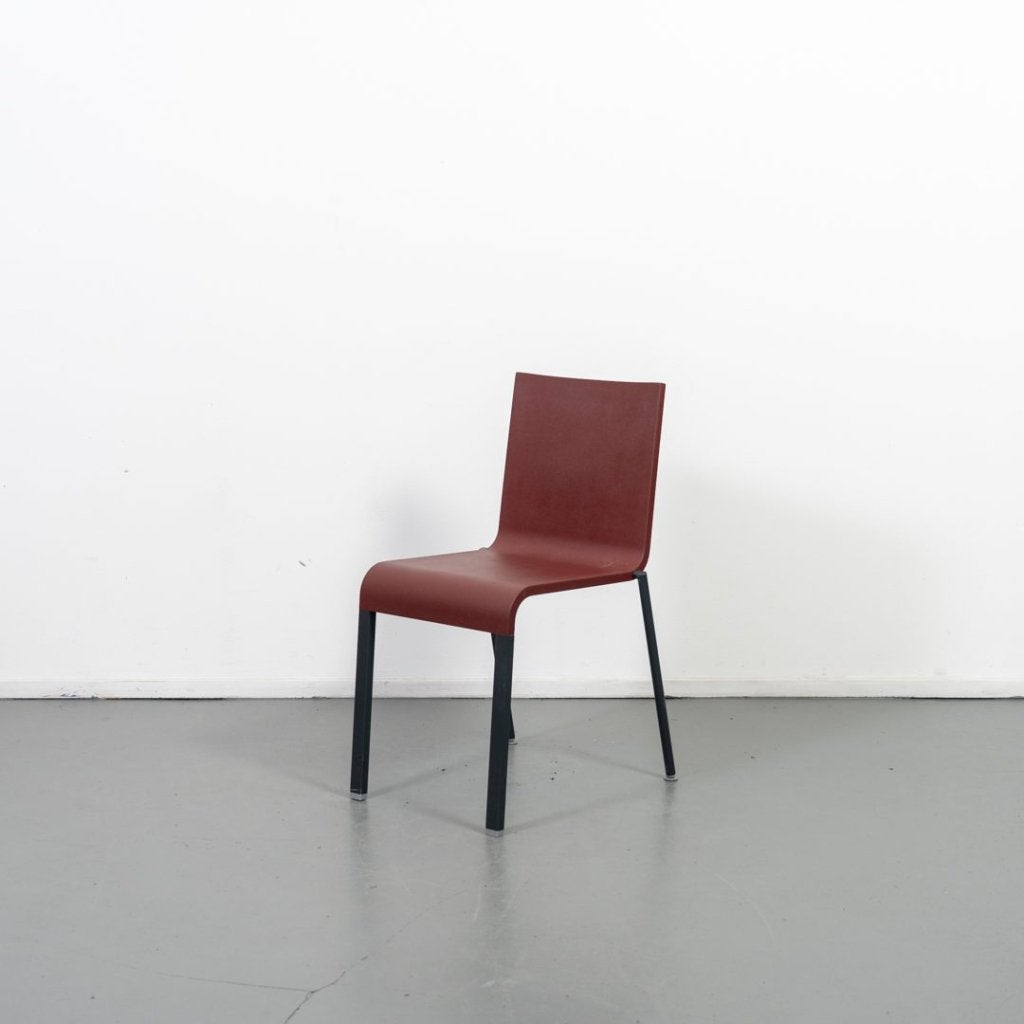 Vitra .03 Stoel Rood Kunststof (Stapelbaar) - Zwart, Huis en Inrichting, Stoelen, Niet ingevuld, Zo goed als nieuw, Niet ingevuld