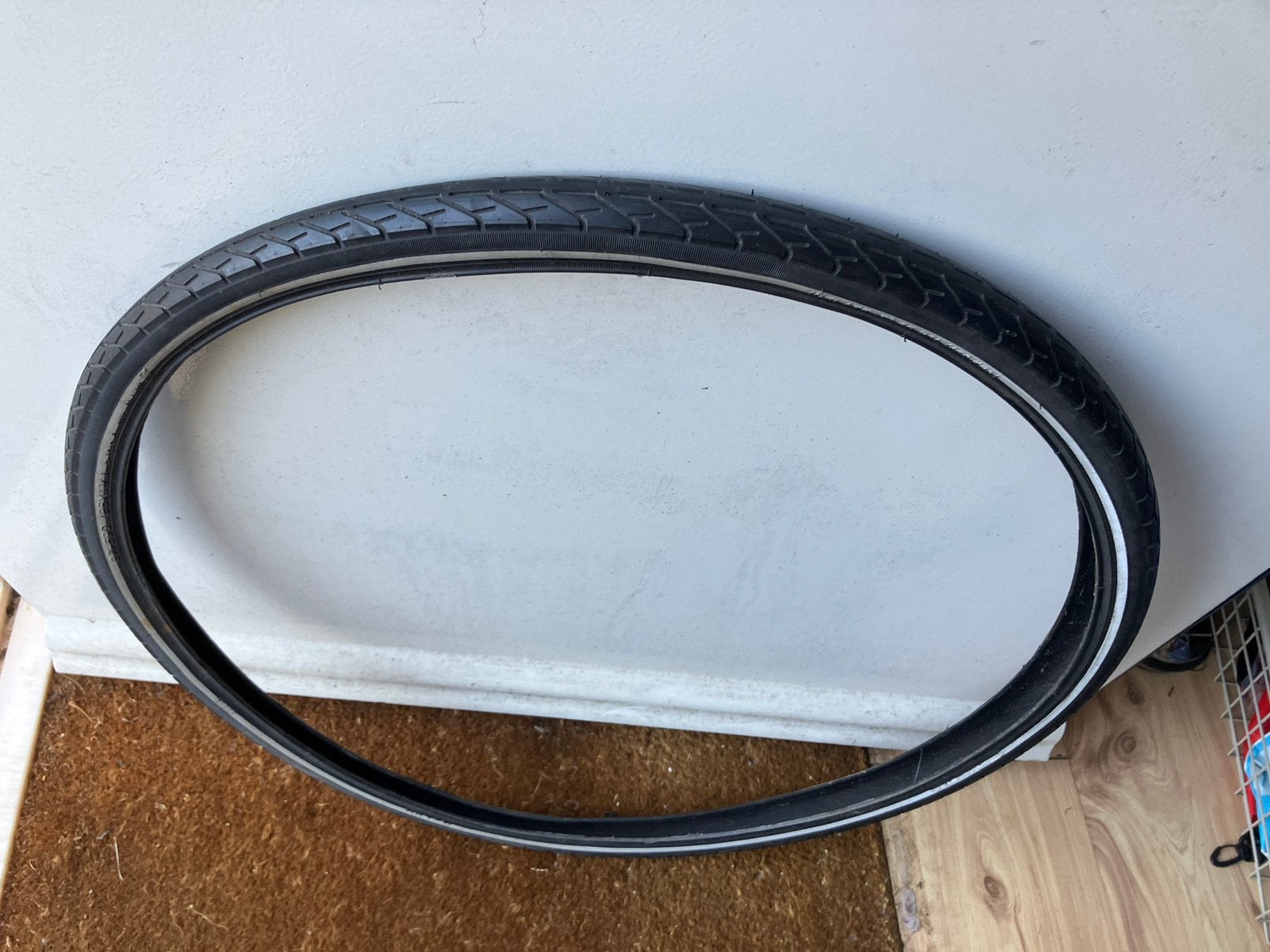 Fietsbuitenband 37-590 (26x1 3/8), Ophalen of Verzenden, Nieuw