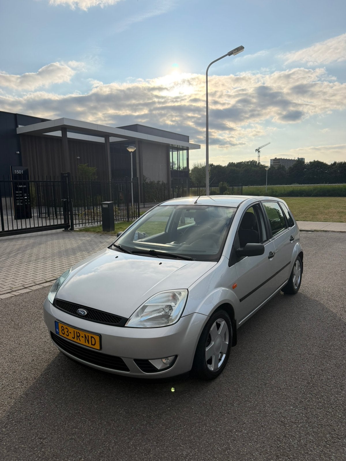 Ford Fiesta 1.4 5-deurs Airco | Trekhaak | 2002, Auto's, Voorwielaandrijving, 15 km/l, Zwart, 4 cilinders