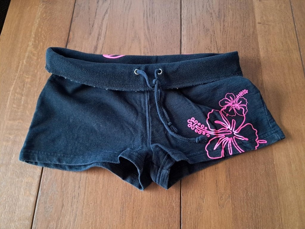 Korte Broek Coolcat Kleur : Zwart Maat : XS, Kort, Meerkleurig, Ophalen of Verzenden, Zo goed als nieuw