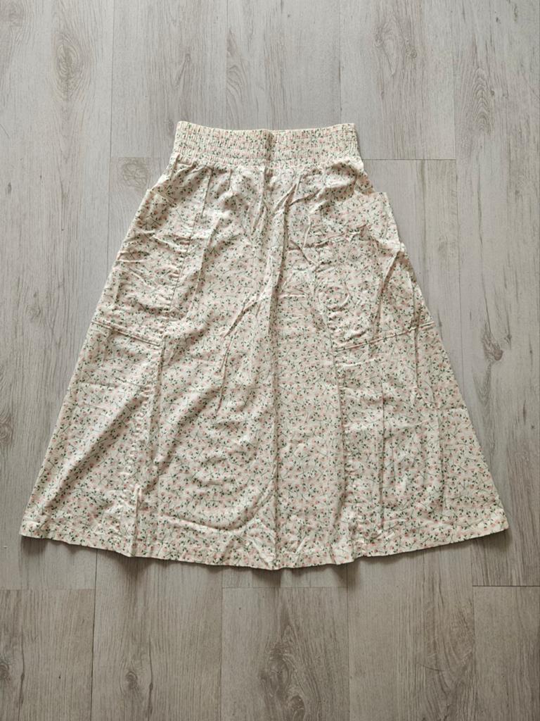 Bloemenprint midi rok met elastische tailleband, Kleding | Dames, Rokken, Wit, Ophalen of Verzenden, Zo goed als nieuw, Knielengte